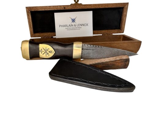 Blackwood and Brass Clan Crest Scottish Sgian Dubh - Image 3