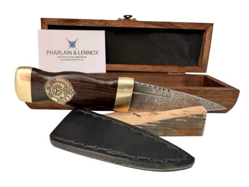 Blackwood and Brass Clan Crest Scottish Sgian Dubh
